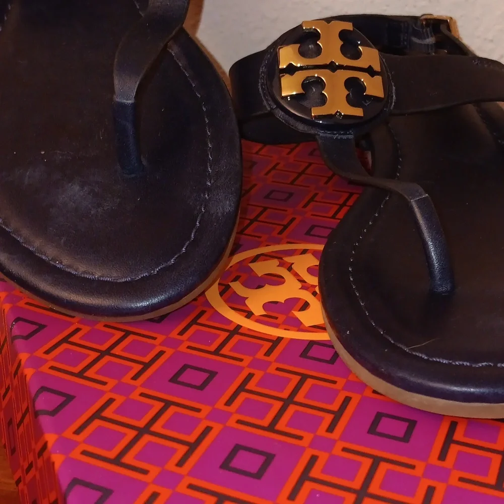 Tory Burch sandals 6.5. - Picture 2 of 7